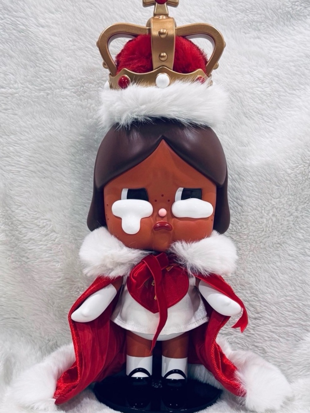 MEGA CRYBABY 400% QUEEN OF BROKEN HEARTS